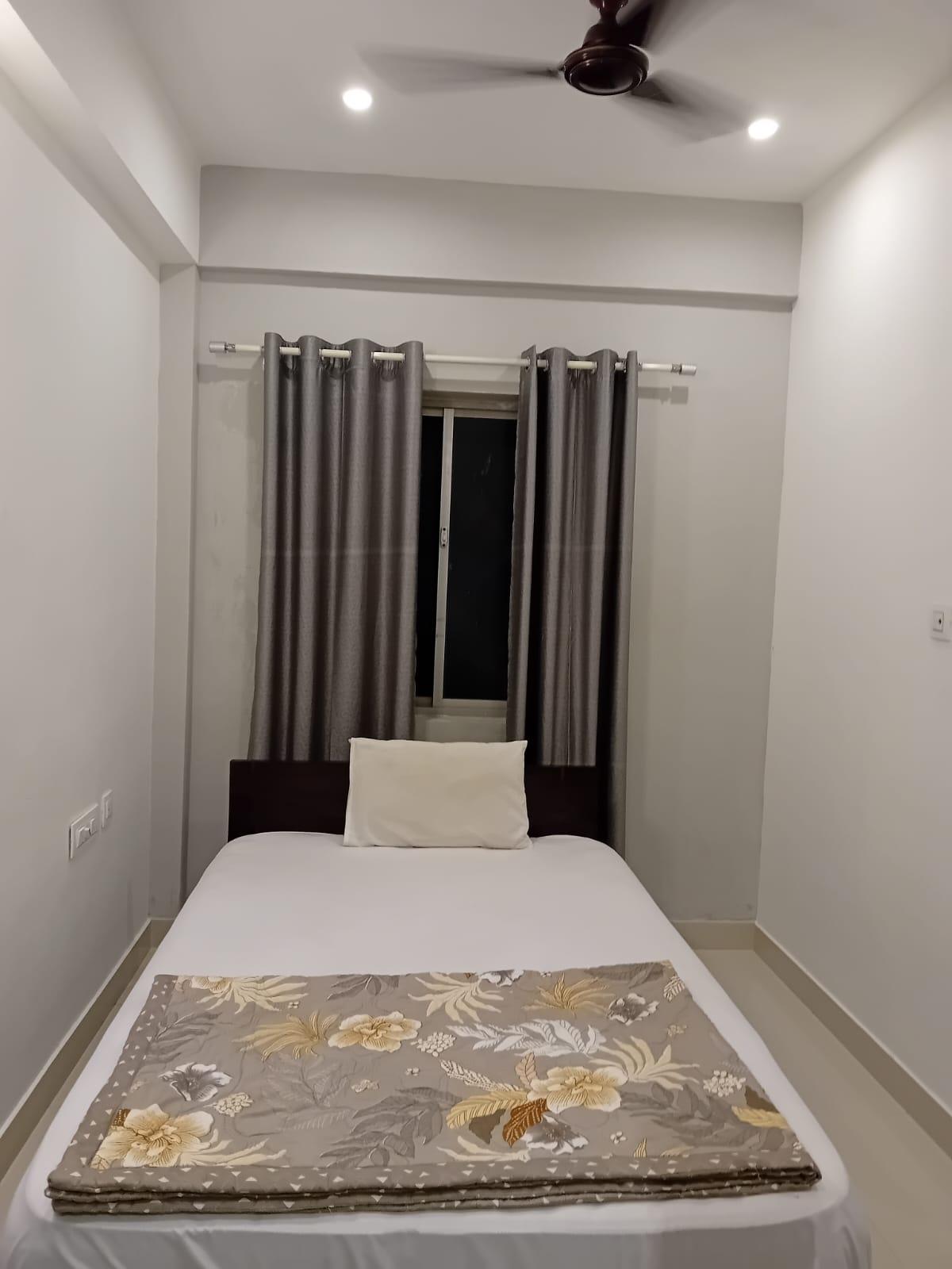 Non AC (single Person)